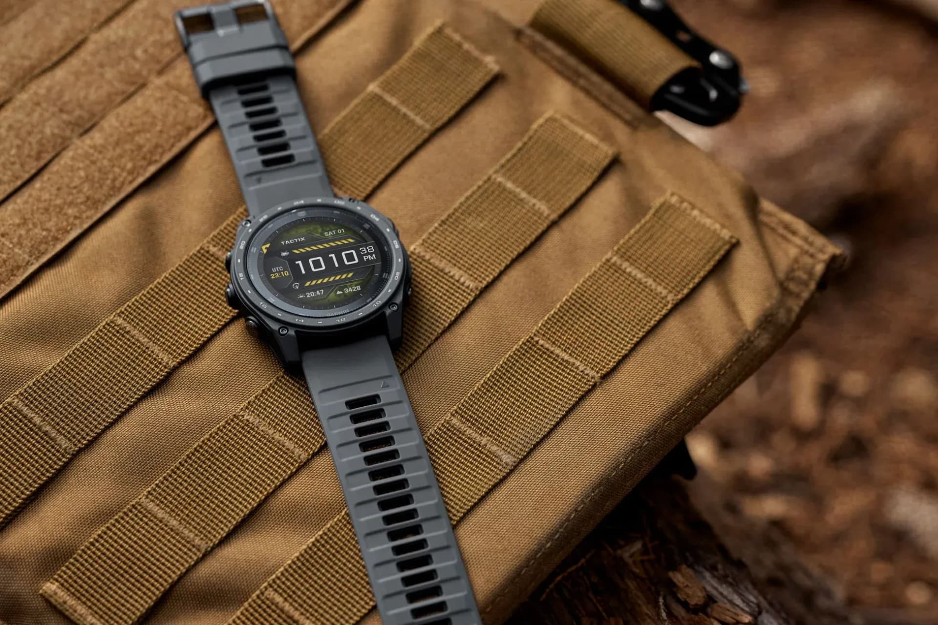 Garmin『tactix 8 AMOLED Cerakote』が2月5日発売!極限を制するタフネス&多機能スマートウォッチ